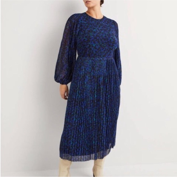Boden Dresses & Skirts - Boden Midi Dress Size 20 Blue Floral Watercolor Long Balloon Sleeve Pleated